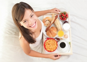 Top 10 Lý do bạn nên ăn sáng đầy đủ và thường xuyên