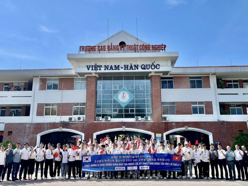 Học Nghề Điện Tử Công Nghiệp Ở Đâu Tốt Nhất Nghệ An? 9